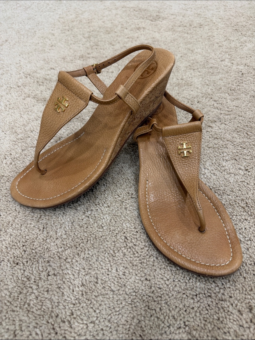 Tory Burch Tan Leather Wedge Thong Sandals with Gold Logo EUC